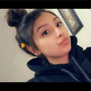 Meet your Posher, Stephanie